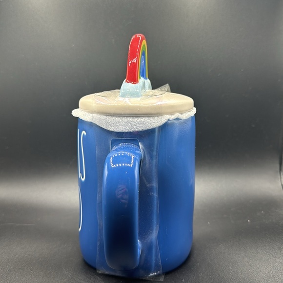 Rae Dunn Love Is Blind Blue Mug with lid - Picture 3 of 5